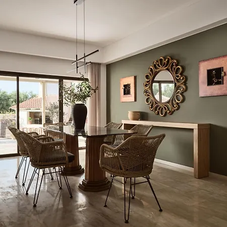 Villa La Maison Du Maire - Luxury With Private Pool, By Zantewize *