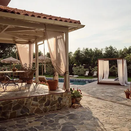 Villa La Maison Du Maire - Luxury With Private Pool, By Zantewize