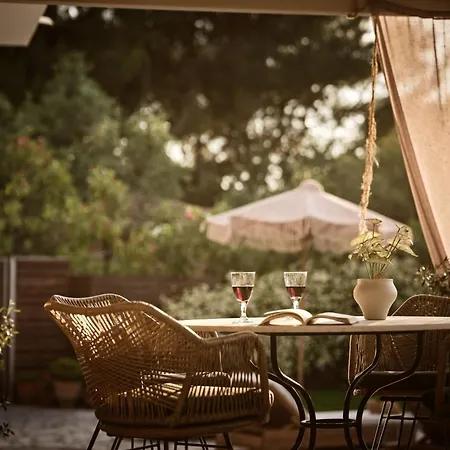 La Maison Du Maire - Luxury With Private Pool, By Zantewize