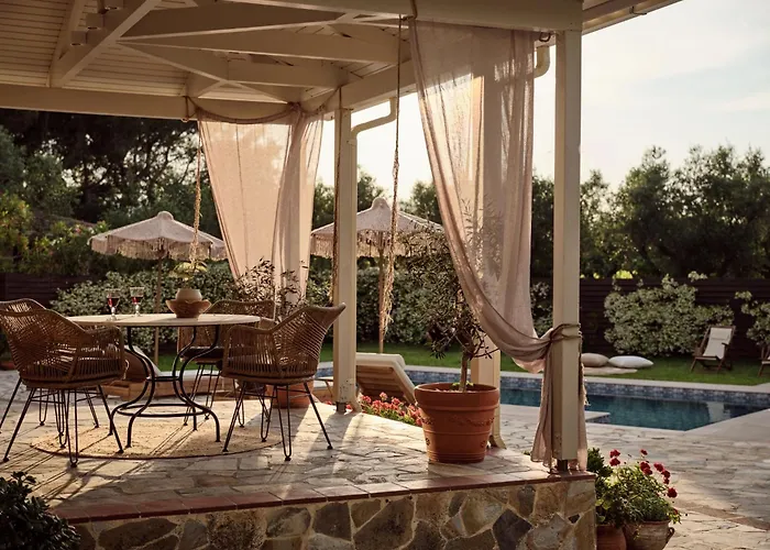 La Maison Du Maire - Luxury With Private Pool, By Zantewize * Sarakinádhon