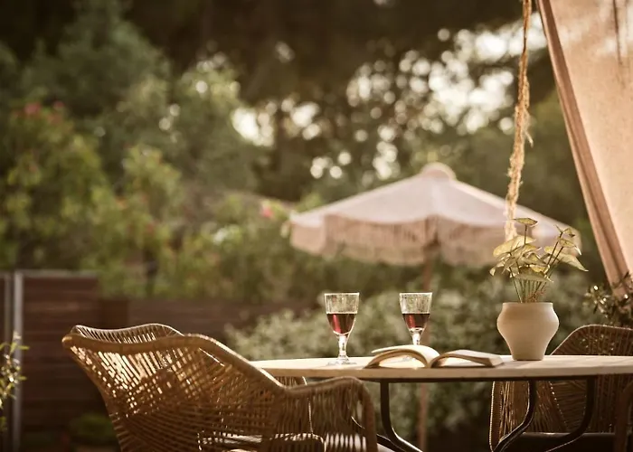 La Maison Du Maire - Luxury With Private Pool, By Zantewize