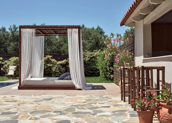La Maison Du Maire - Luxury With Private Pool, By Zantewize *