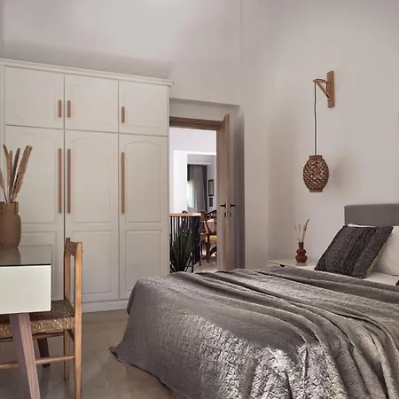 La Maison Du Maire - Luxury With Private Pool, By Zantewize Villa