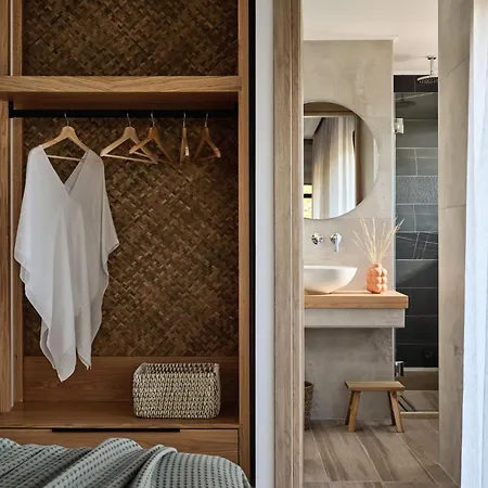 Villa La Maison Du Maire - Luxury With Private Pool, By Zantewize Sarakinádhon