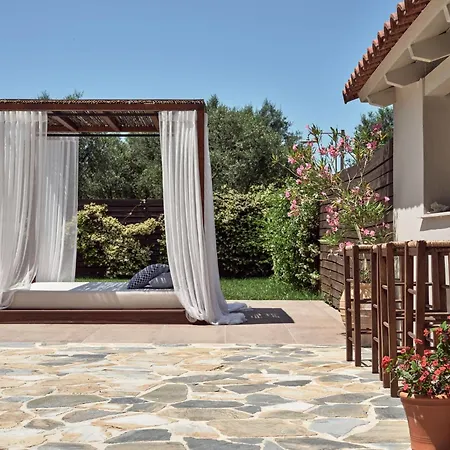 La Maison Du Maire - Luxury With Private Pool, By Zantewize *