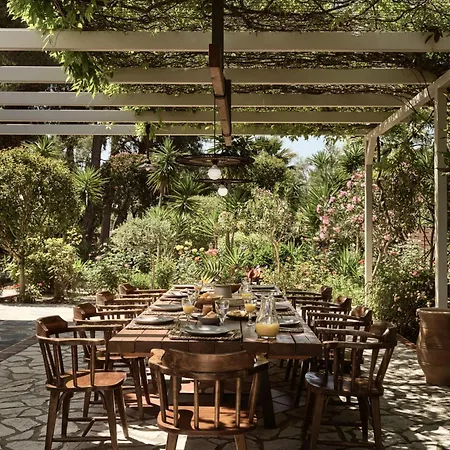 La Maison Du Maire - Luxury With Private Pool, By Zantewize *