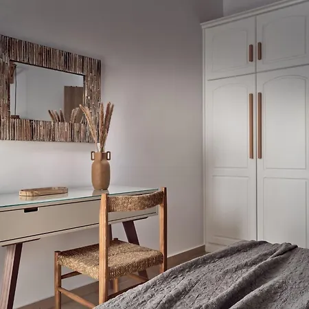 La Maison Du Maire - Luxury With Private Pool, By Zantewize